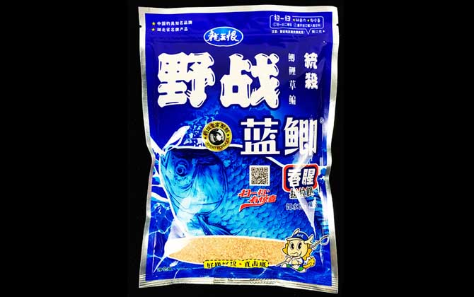 商品鲫鱼饵料哪款好用？